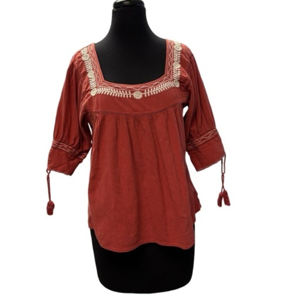 Old Navy Coral Embroidered Peasant Top S